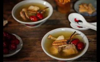 冬蟲夏草的食用方法！冬蟲夏草燉雞湯！