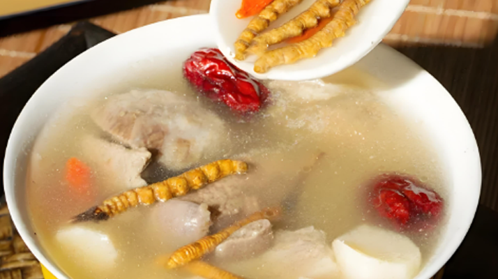 鴨子冬蟲夏草花怎么煲湯？鮮香滋補教程來了